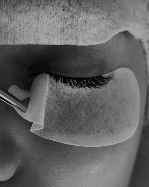 How To Set Your Lash Business Apart Through Client Education