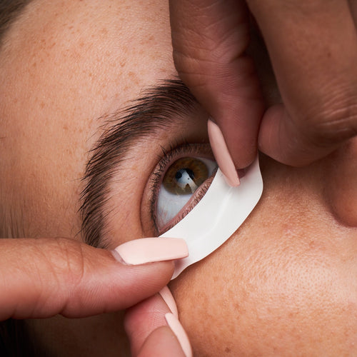 Bright White Eye Pads With Gel for Lash Artists Applied on under eye