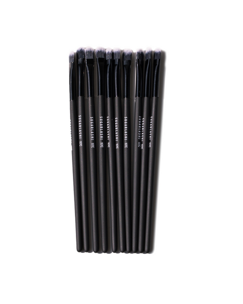 Retail Pack of 117C lash cleansing brushes.